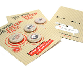 Postkarte mit 3 Buttons in unterschiedlichen Grössen, Sparkasse