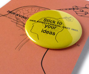 Postkarte mit Button